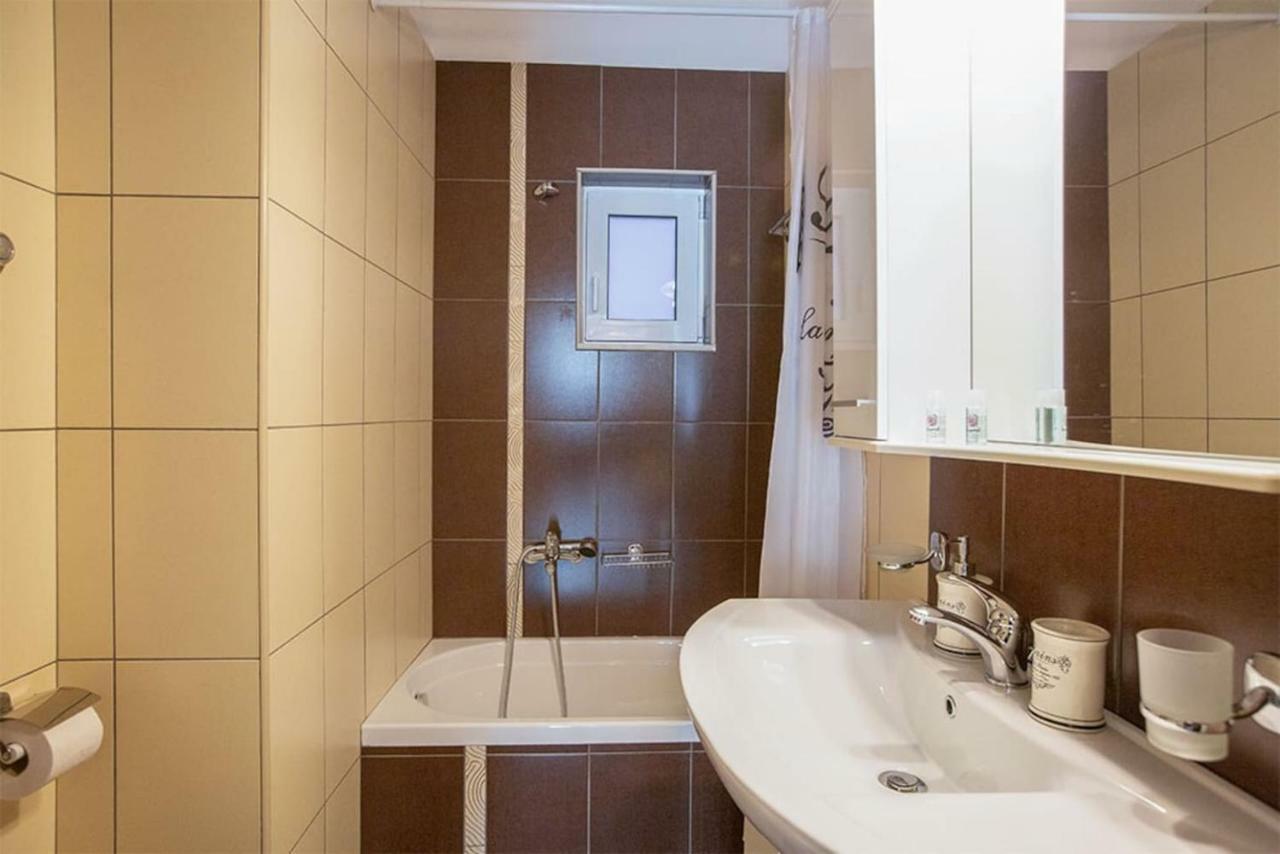 V Luxury Apartment 4 Ioannina Extérieur photo